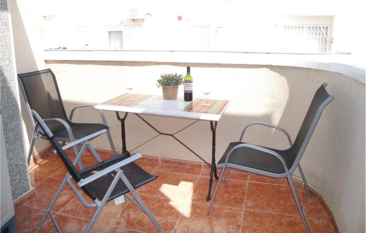 2 Bedroom Cozy Apartment In Torrevieja Exteriér fotografie